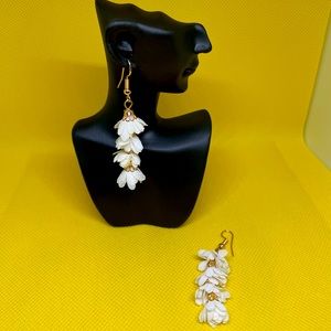 ✨💛Women Flower Decor Earrings💛✨